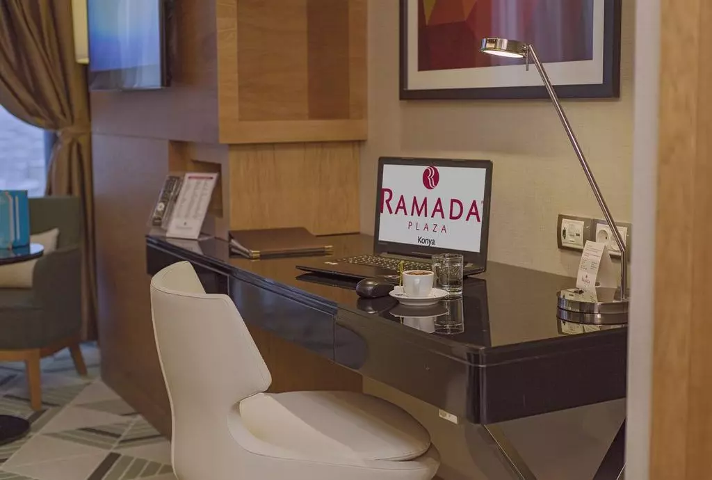 hotel ramada plaza konya_shabavizparvaz_05.jpg